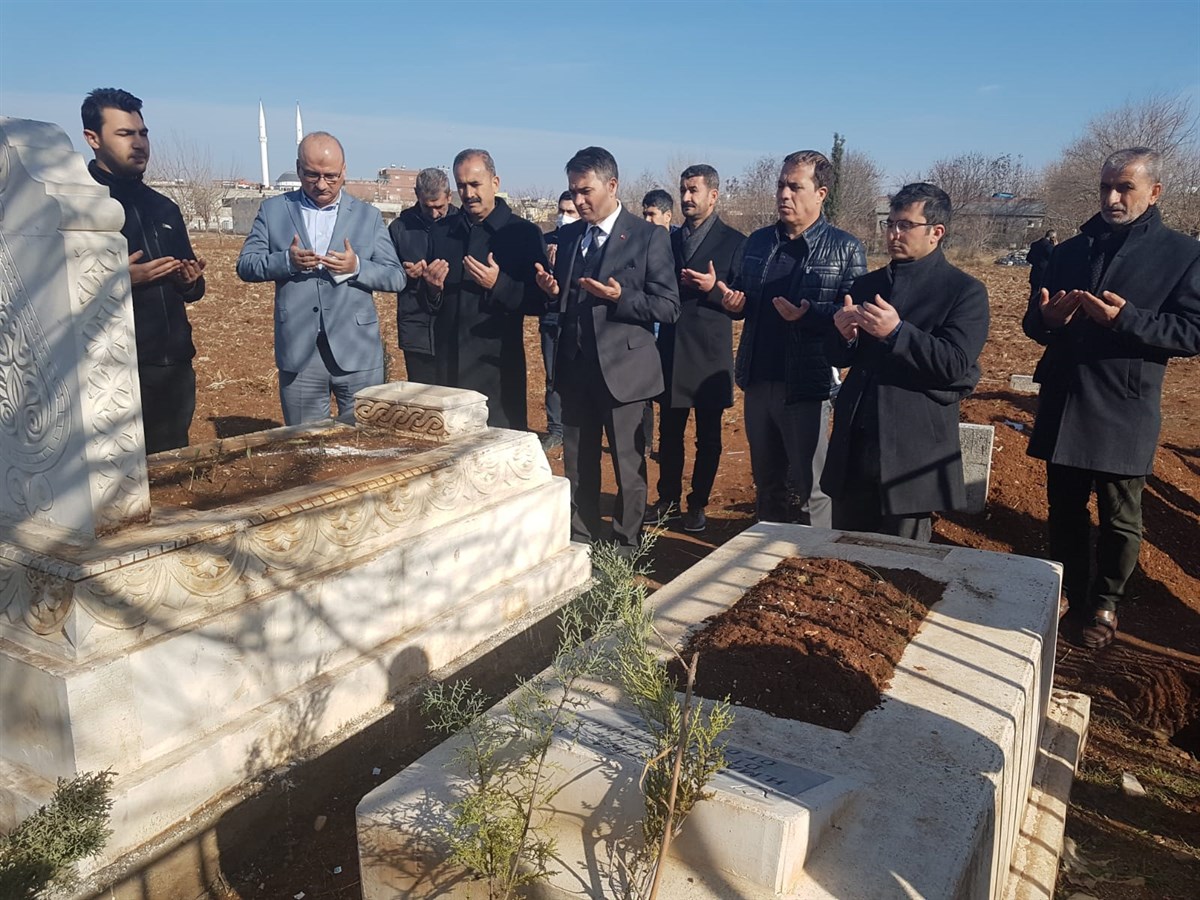 M. Emin SEYMEN Vefatının Yıl Dönümünde Mezarı Başında Anıldı